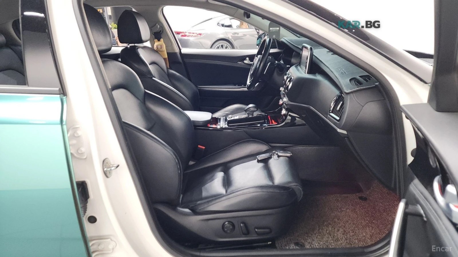 Kia Stinger 3.3 TURBO MASTERS* �����* AWD* 360* HUD*  | Mobile.bg � ����������� 11