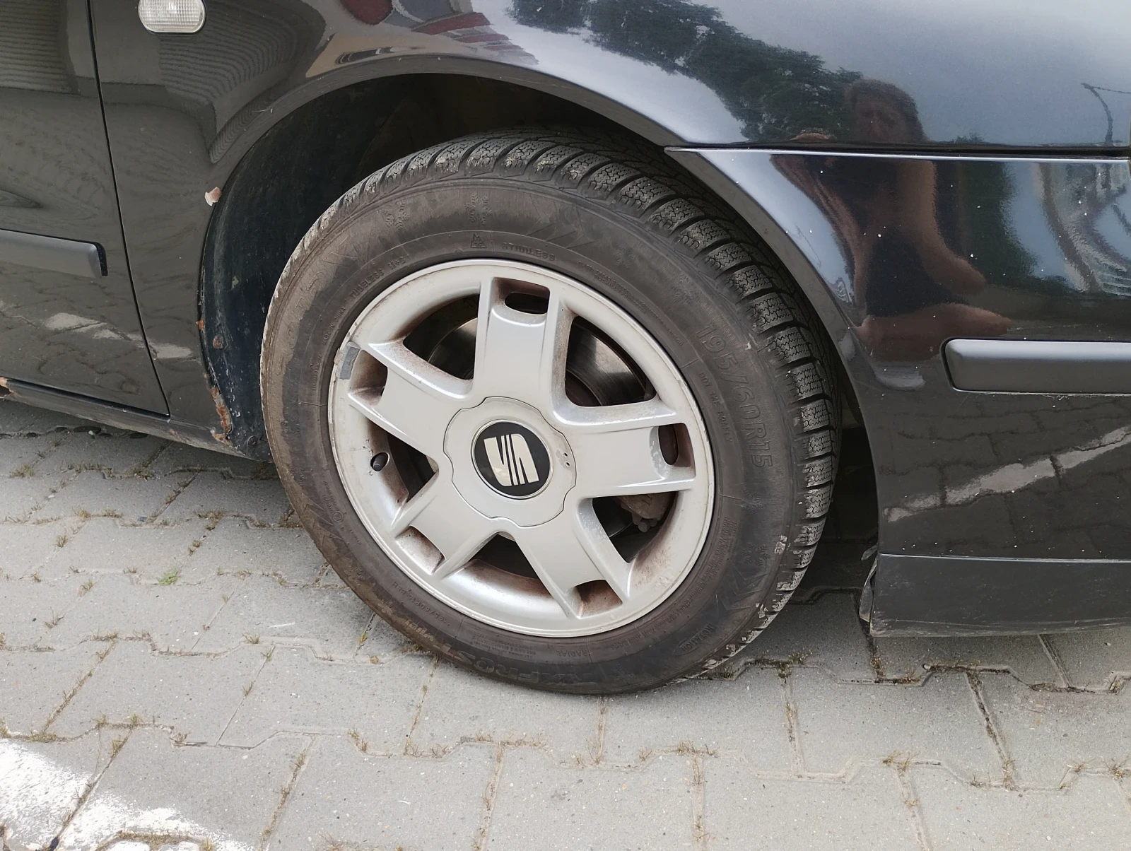 Seat Leon, снимка 5 - Автомобили и джипове - 54870321