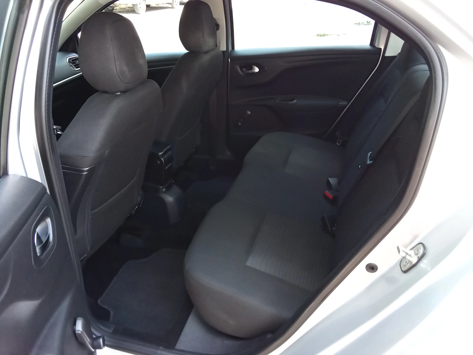 Peugeot 301 1.6HDI-92kc. Euro5, снимка 12 - Автомобили и джипове - 55329433