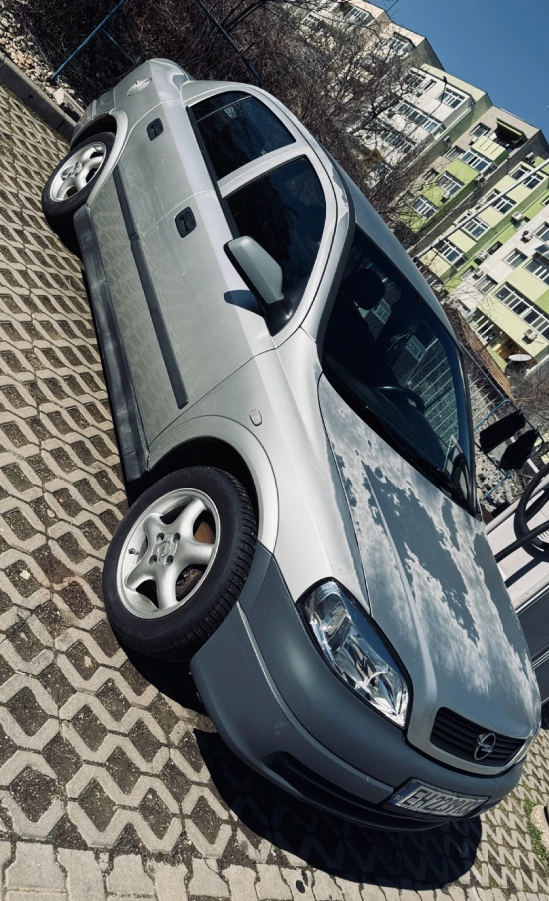 Opel Astra Седан, снимка 10 - Автомобили и джипове - 55389047