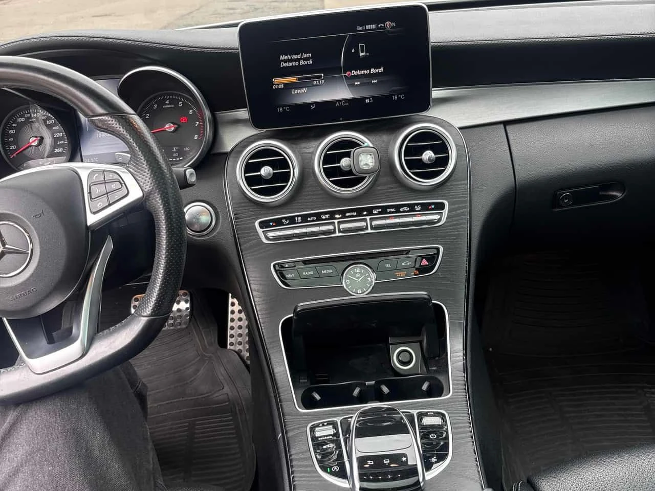 Mercedes-Benz C 300 * АВТОКРЕДИТ БЕЗ ПЪРВОНАЧАЛНА ВНОСКА* , снимка 9 - Автомобили и джипове - 55713443