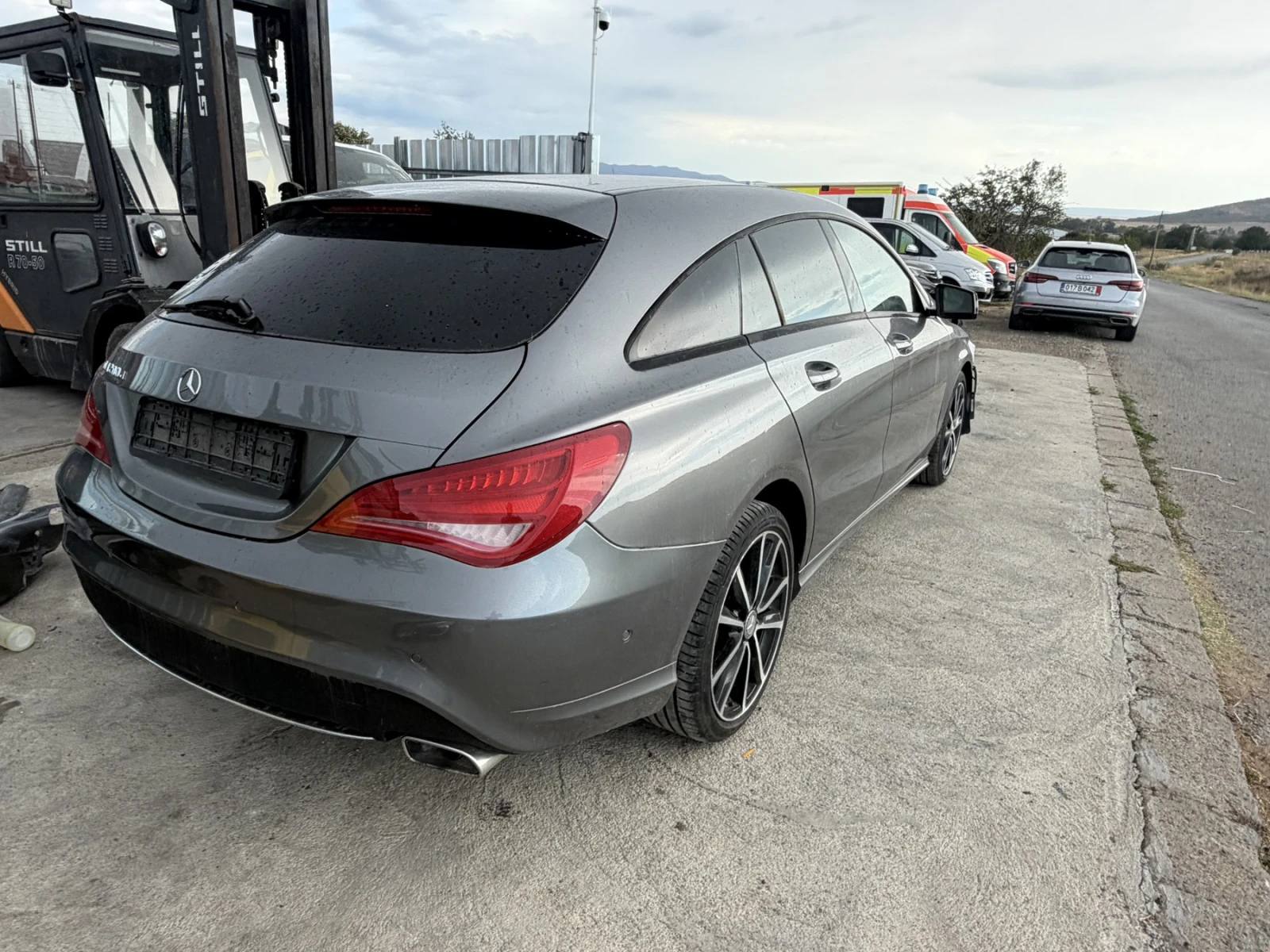 Mercedes-Benz CLA 200CDI, снимка 2 - Автомобили и джипове - 55947236