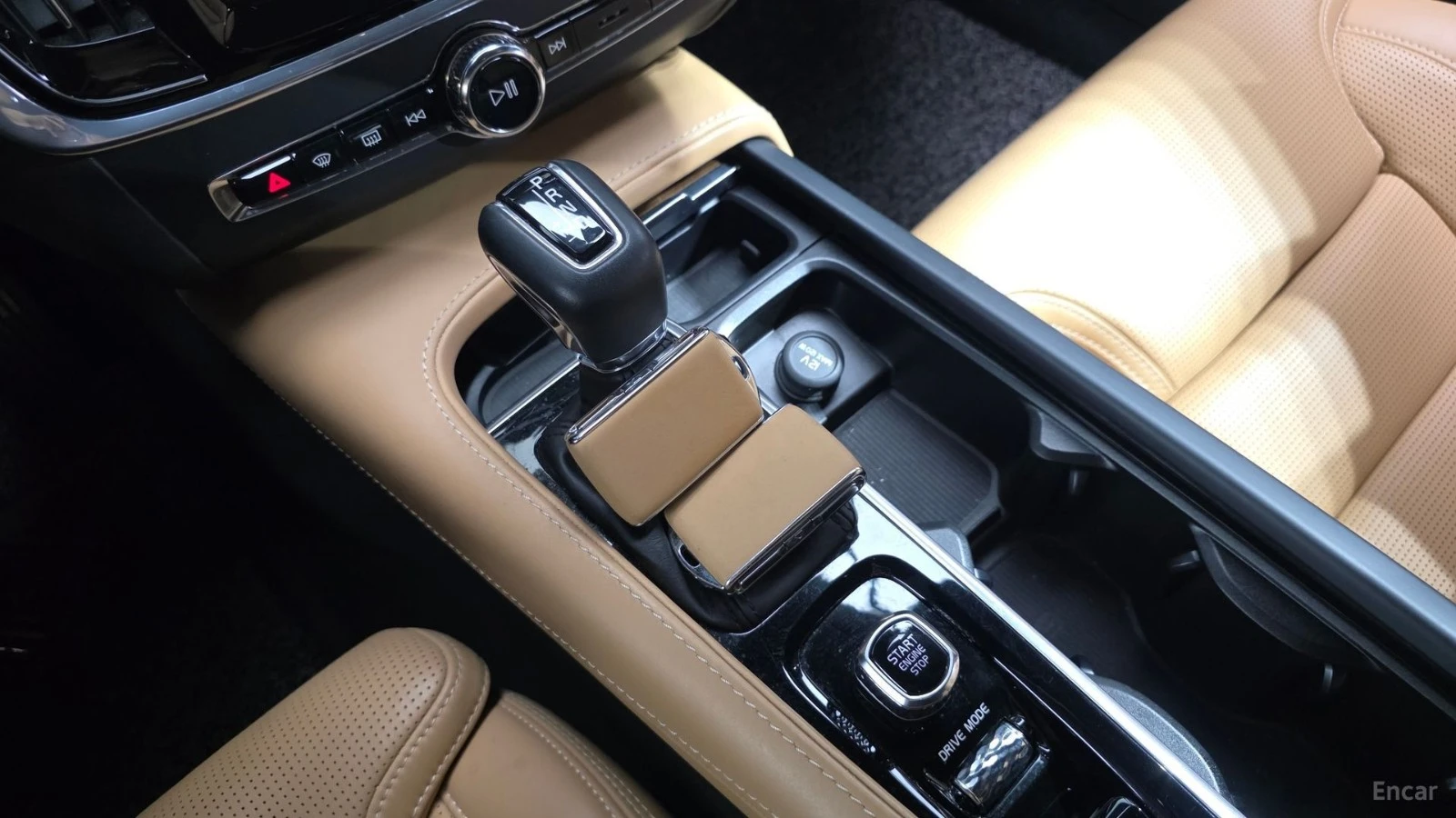 Volvo S90 T5 Inscription, снимка 9 - Автомобили и джипове - 56113424
