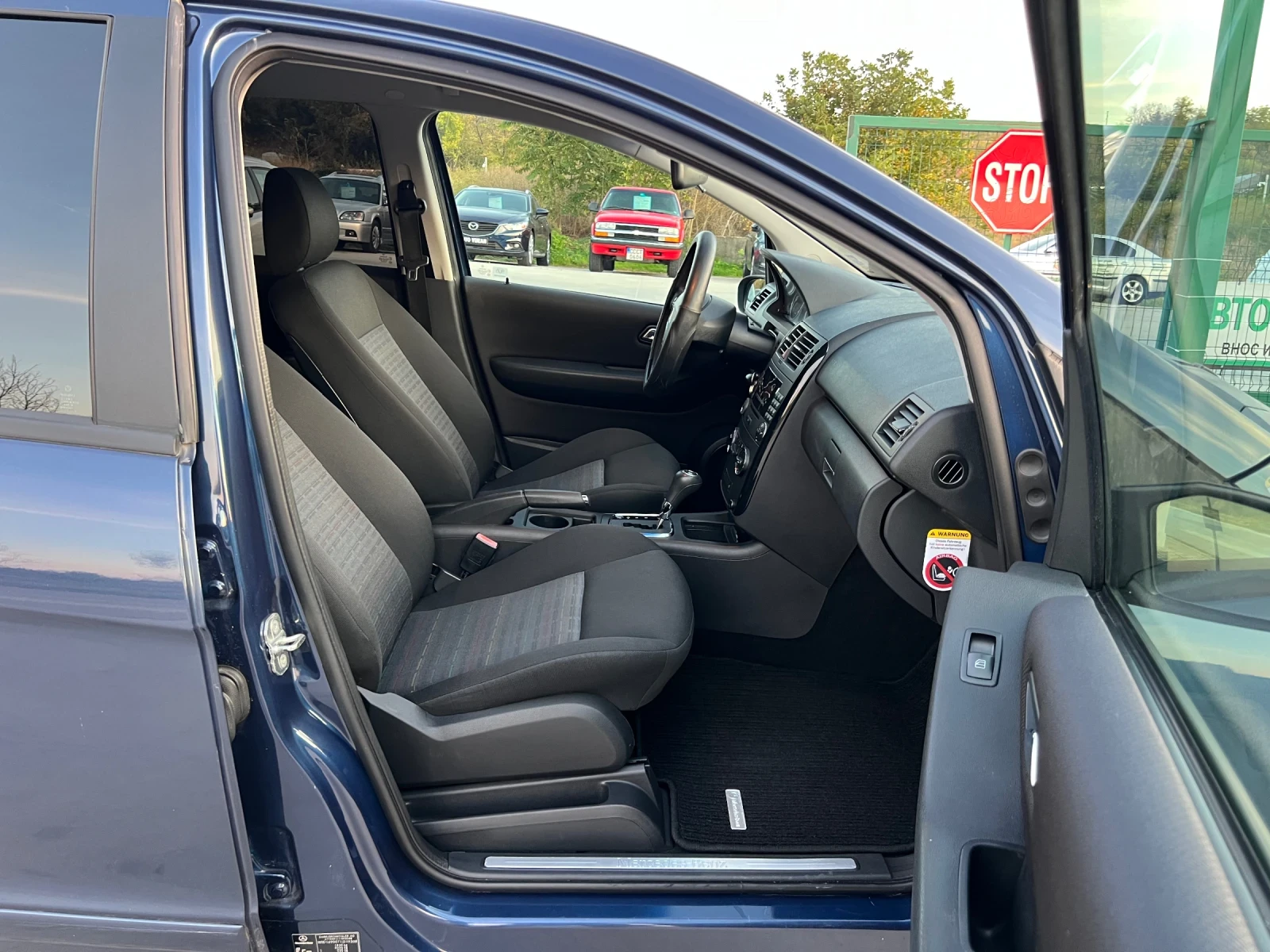 Mercedes-Benz A 180 ������� �� ���������, 2.0 ����� - 109 �.� - ������ | Mobile.bg � ����������� 11