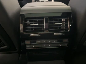 VW Touareg 3.0TDI* 4M* R-LINE* PANO* MEMORY* DISTR* HEAD-UP* , снимка 9