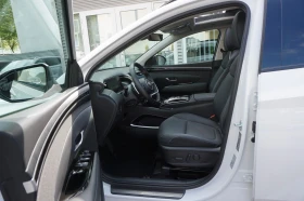 Обява за продажба на Hyundai Tucson PLUG IN* 4WD* KEYLESS* PANO* DISTR* LED* CAM*  ~71 640 лв. - изображение 7