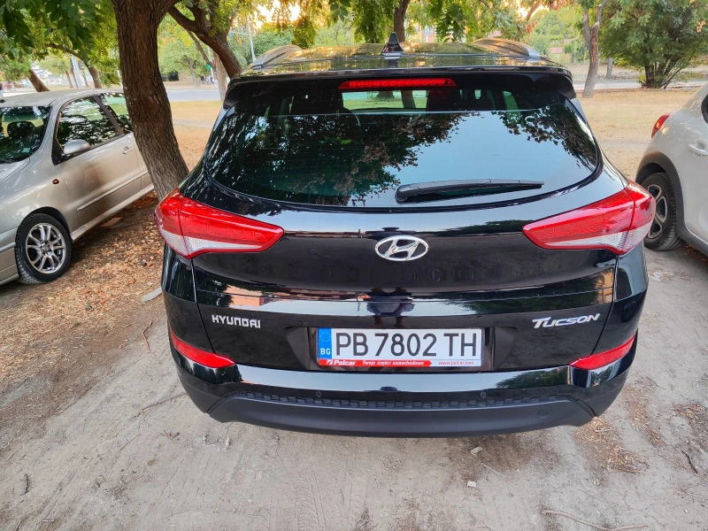 Hyundai Tucson 1.7CRDI, снимка 5 - Автомобили и джипове - 42133411