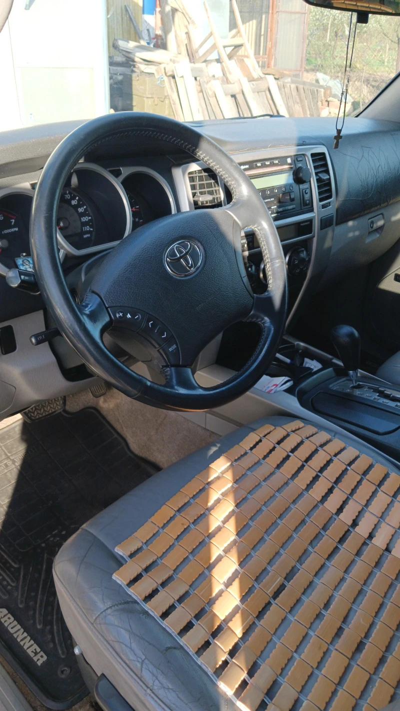 Toyota 4runner, снимка 3 - Автомобили и джипове - 47617798