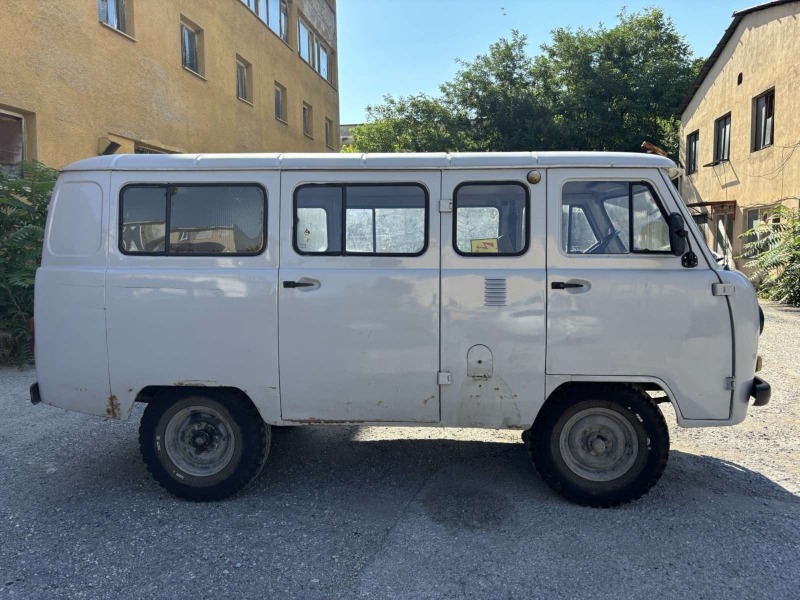 Uaz 2206 Фургон, снимка 7 - Автомобили и джипове - 46803630