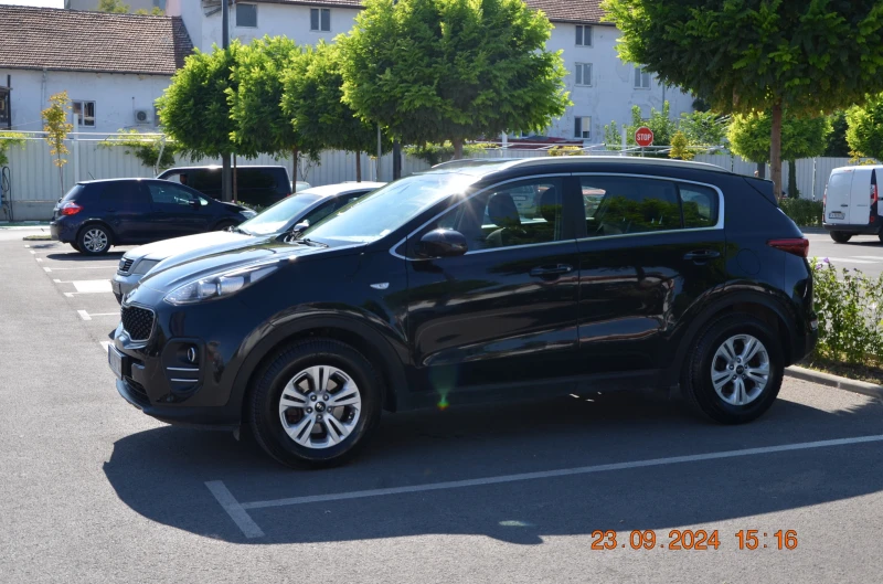 Kia Sportage, снимка 12 - Автомобили и джипове - 47332151