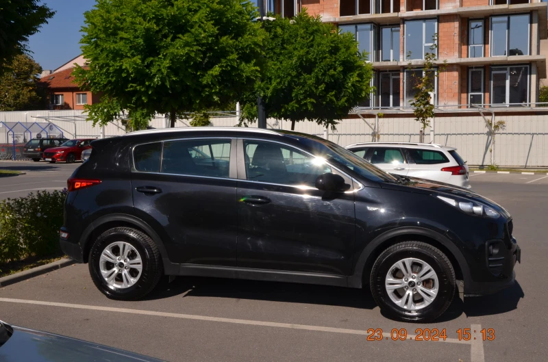 Kia Sportage, снимка 7 - Автомобили и джипове - 47332151