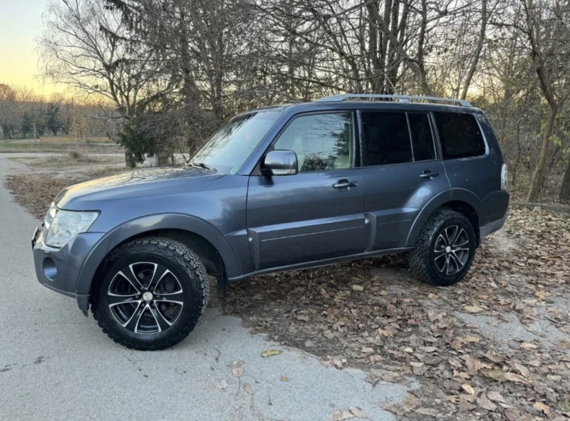 Mitsubishi Pajero 3.0D Avtomat, снимка 3 - Автомобили и джипове - 47952723