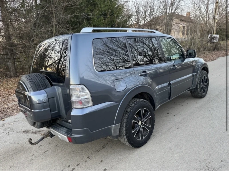 Mitsubishi Pajero 3.0D Avtomat, снимка 5 - Автомобили и джипове - 47952723