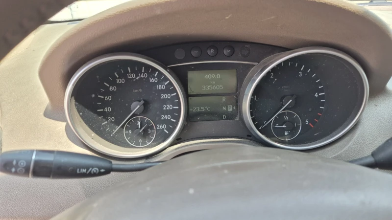 Mercedes-Benz ML 280 CDI 4 MATIC, снимка 8 - Автомобили и джипове - 52657228