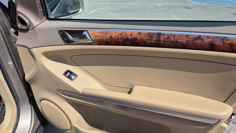 Mercedes-Benz ML 280 CDI 4 MATIC, снимка 10 - Автомобили и джипове - 52657228