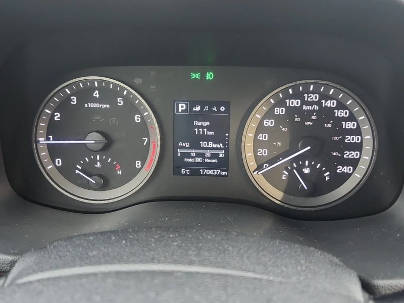 Hyundai Tucson * * CARFAX * * АВТО КРЕДИТ * * , снимка 7 - Автомобили и джипове - 52518877