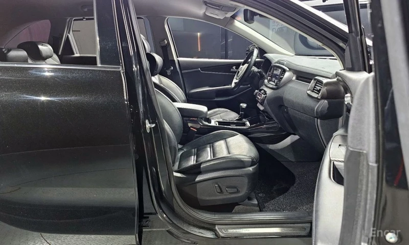 Kia Sorento, снимка 11 - Автомобили и джипове - 52964684