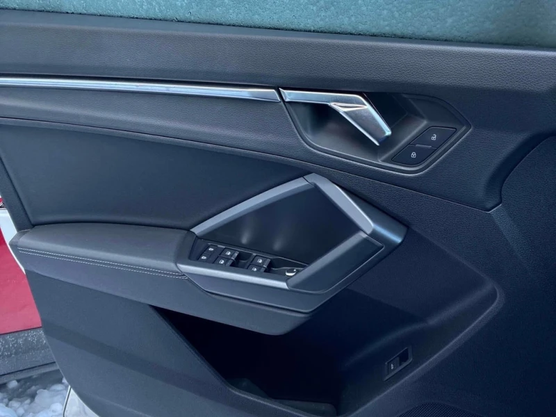 Audi Q3 * Progressiv * CARFAX * ЦЕНА ДО БГ, снимка 11 - Автомобили и джипове - 53214386