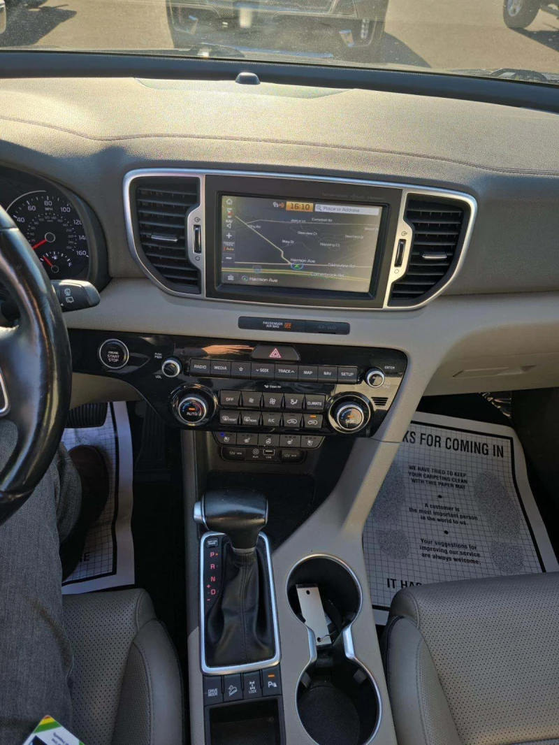 Kia Sportage, снимка 10 - Автомобили и джипове - 53234300