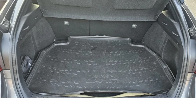 Toyota C-HR 1.8, снимка 15 - Автомобили и джипове - 53240689