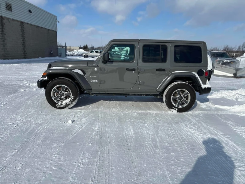 Jeep Wrangler * Sahara * CARFAX * Подгреви * Keyless, снимка 2 - Автомобили и джипове - 53456579