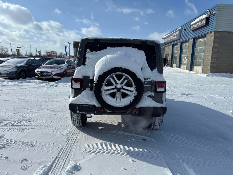 Jeep Wrangler * Sahara * CARFAX * Подгреви * Keyless, снимка 4 - Автомобили и джипове - 53456579