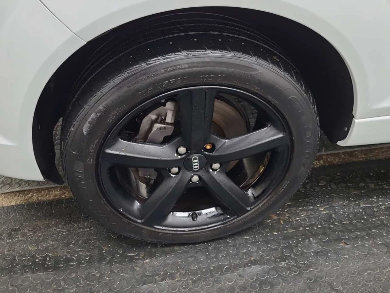 Audi Q7 * 3.0L PREMIUM * CARFAX * ЦЕНА ДО БГ, снимка 15 - Автомобили и джипове - 53564606