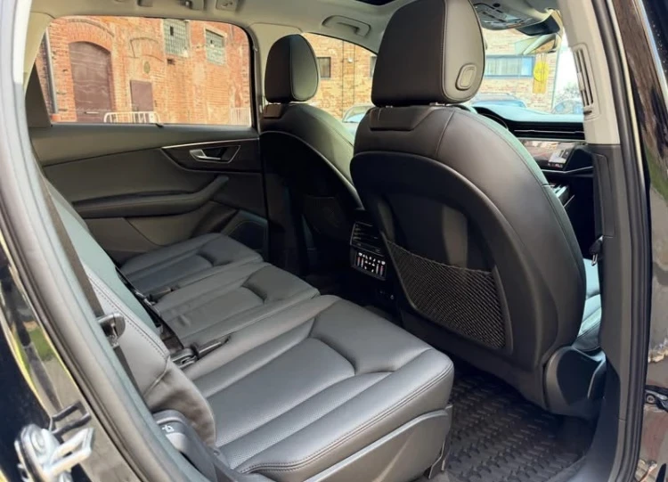 Audi Q7 55TFSI, снимка 12 - Автомобили и джипове - 55781299