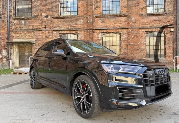 Audi Q7 55TFSI, снимка 11 - Автомобили и джипове - 55781299