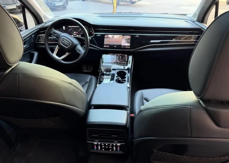 Audi Q7 55TFSI, снимка 13 - Автомобили и джипове - 55781299