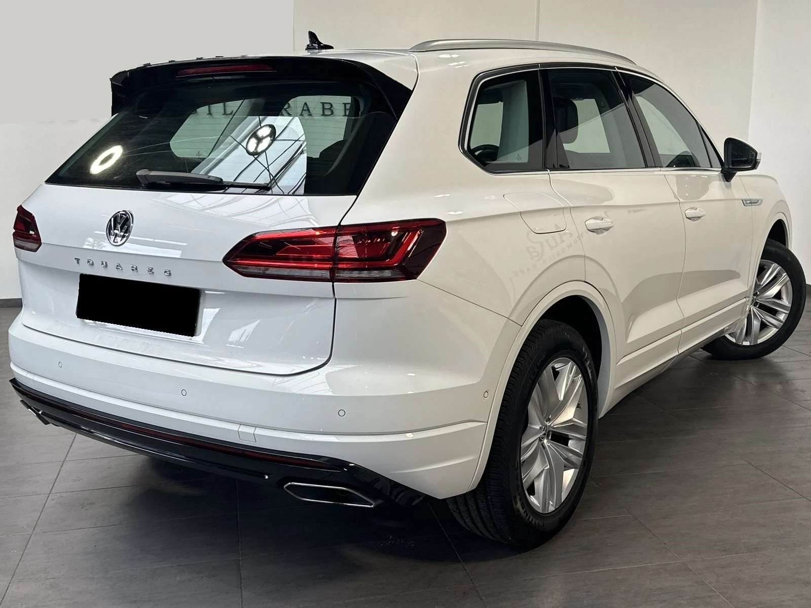 VW Touareg * 3.0TDI* R-LINE* 4M* NAVI* CAM*  - изображение 2