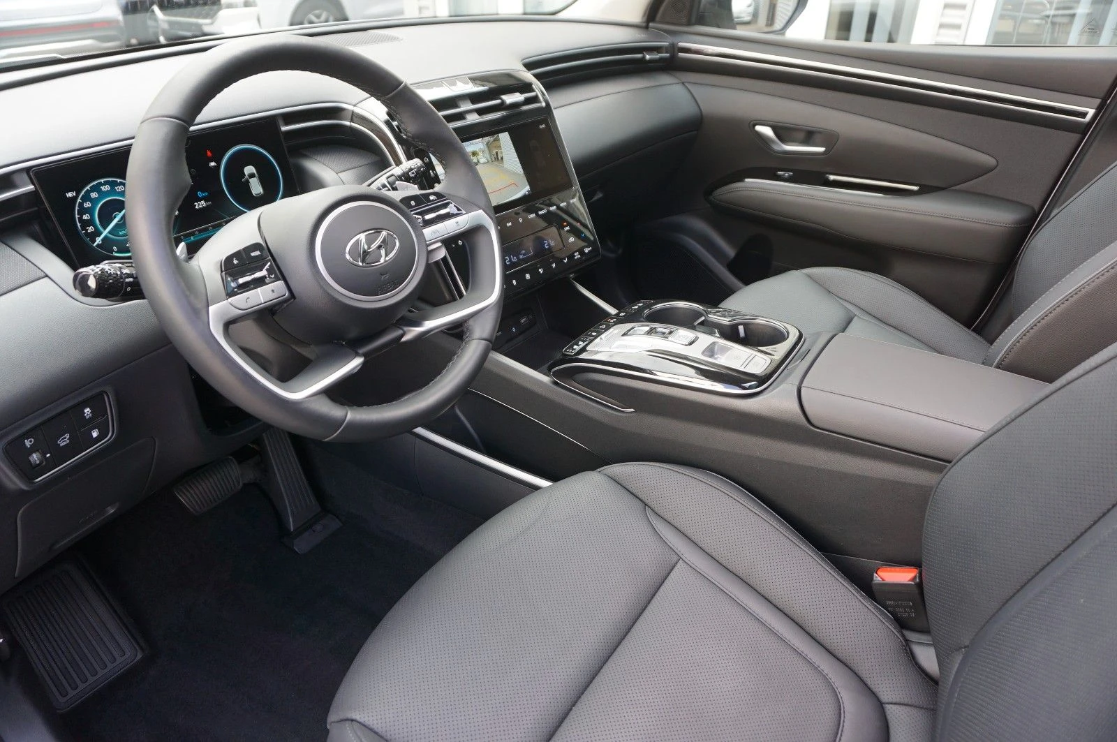 Hyundai Tucson PLUG IN* 4WD* KEYLESS* PANO* DISTR* LED* CAM*  - изображение 10