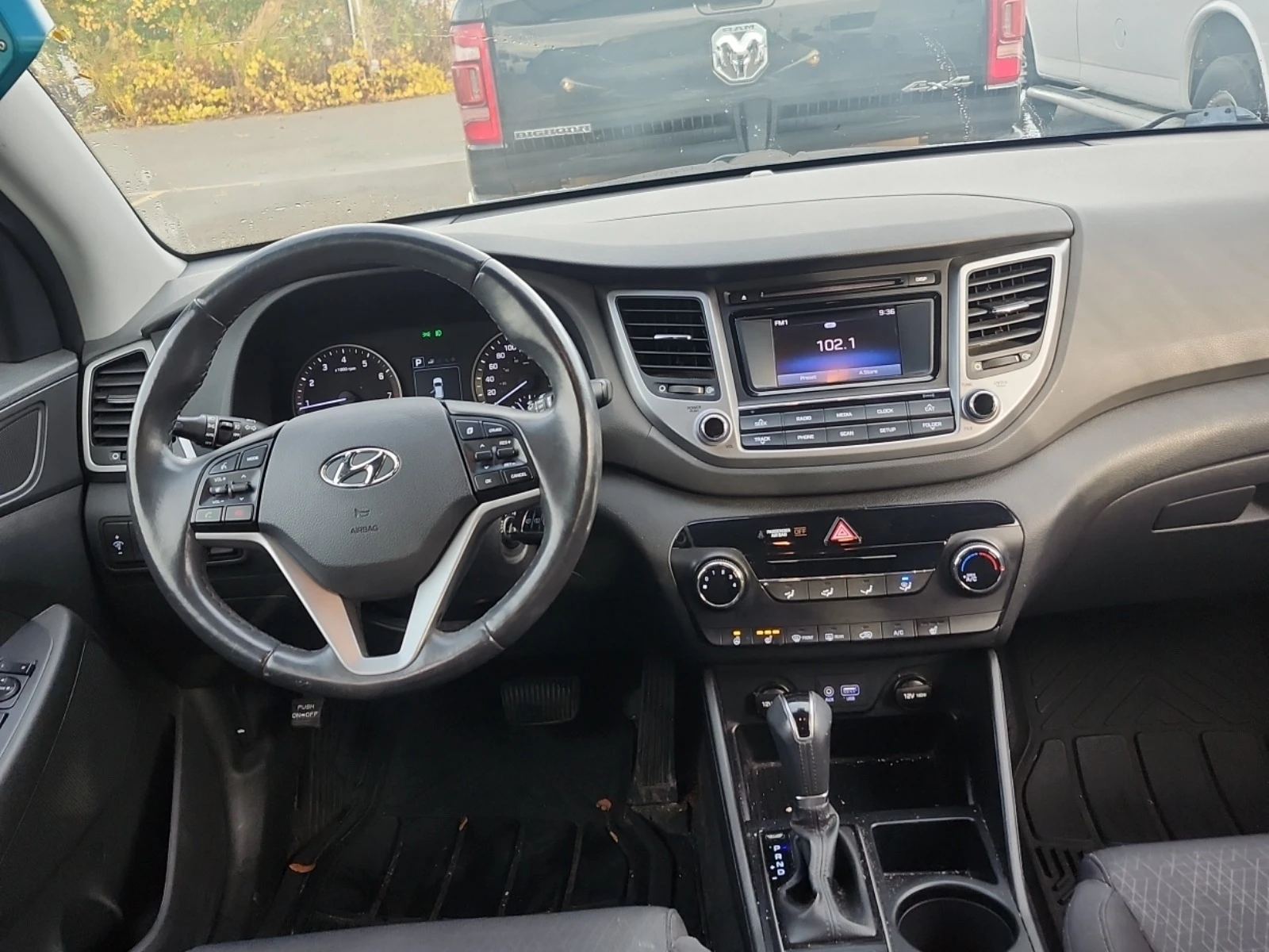 Hyundai Tucson * * CARFAX * * АВТО КРЕДИТ * *  - изображение 6