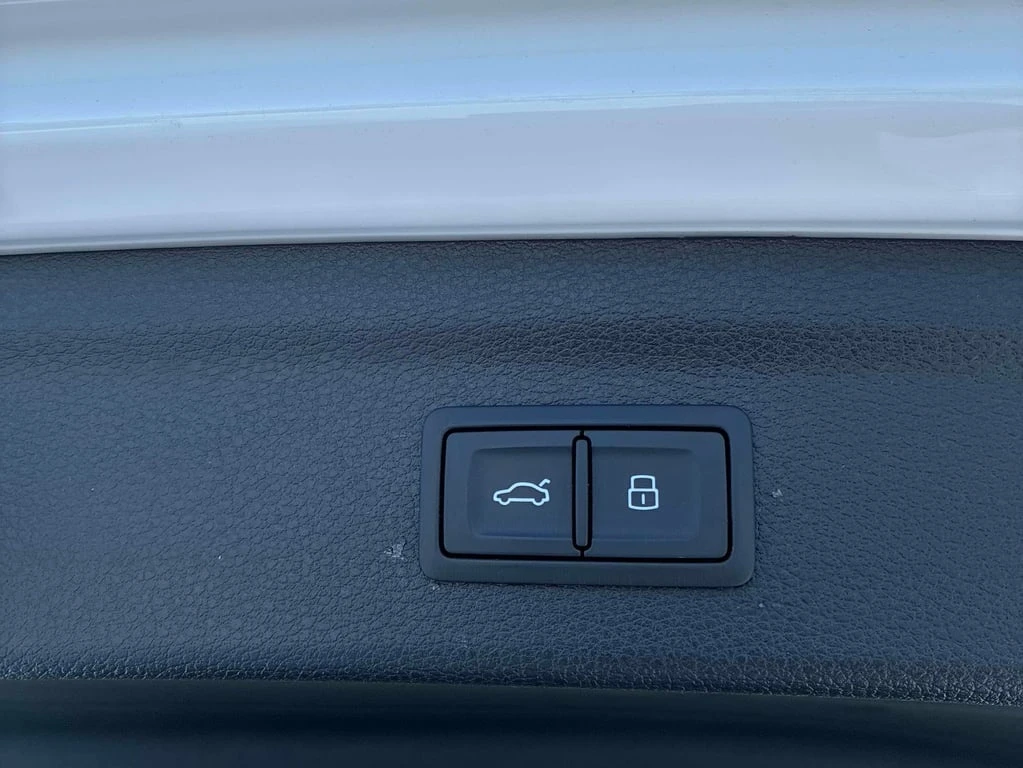 Audi Q3 * Progressiv * CARFAX * ���� �� �� | Mobile.bg � ����������� 14