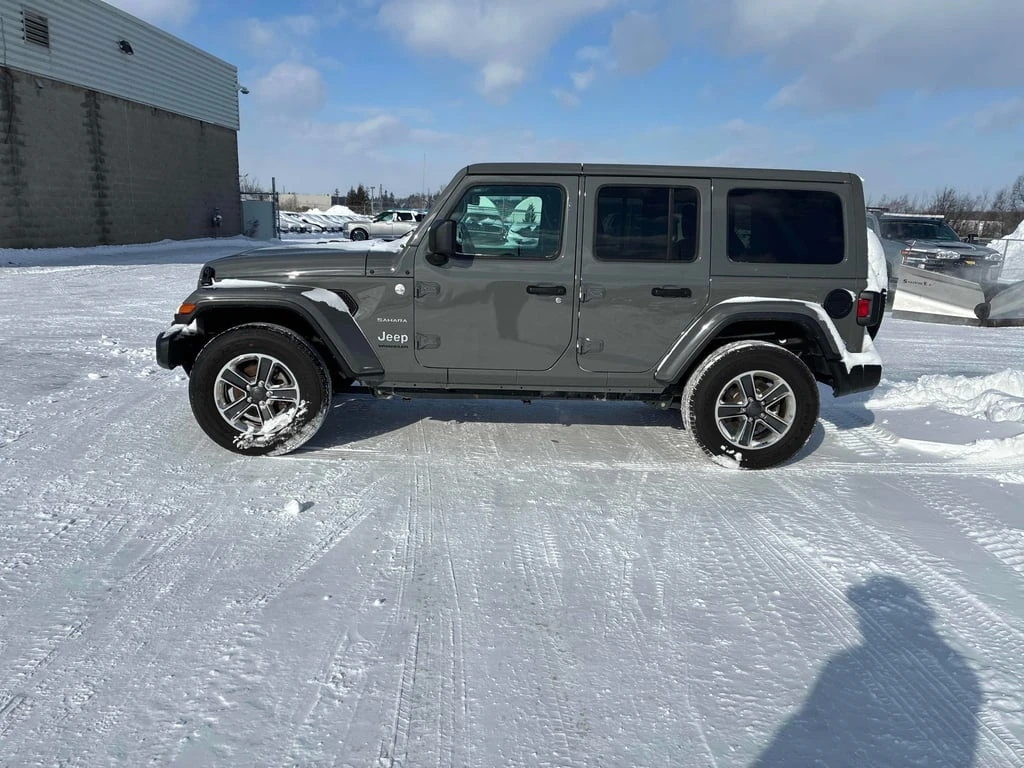 Jeep Wrangler * Sahara * CARFAX * Подгреви * Keyless - изображение 2