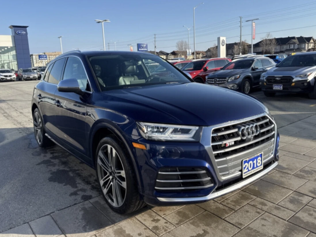 Audi SQ5 ДИГИТАЛНО* ТАБЛО* 360КАМЕРА* LANE* ASSIST* CARBON*, снимка 3 - Автомобили и джипове - 53815800