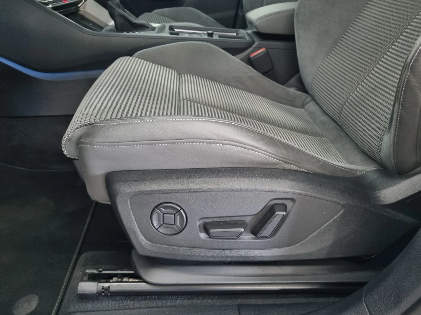 Audi Q3 | Mobile.bg � ����������� 10