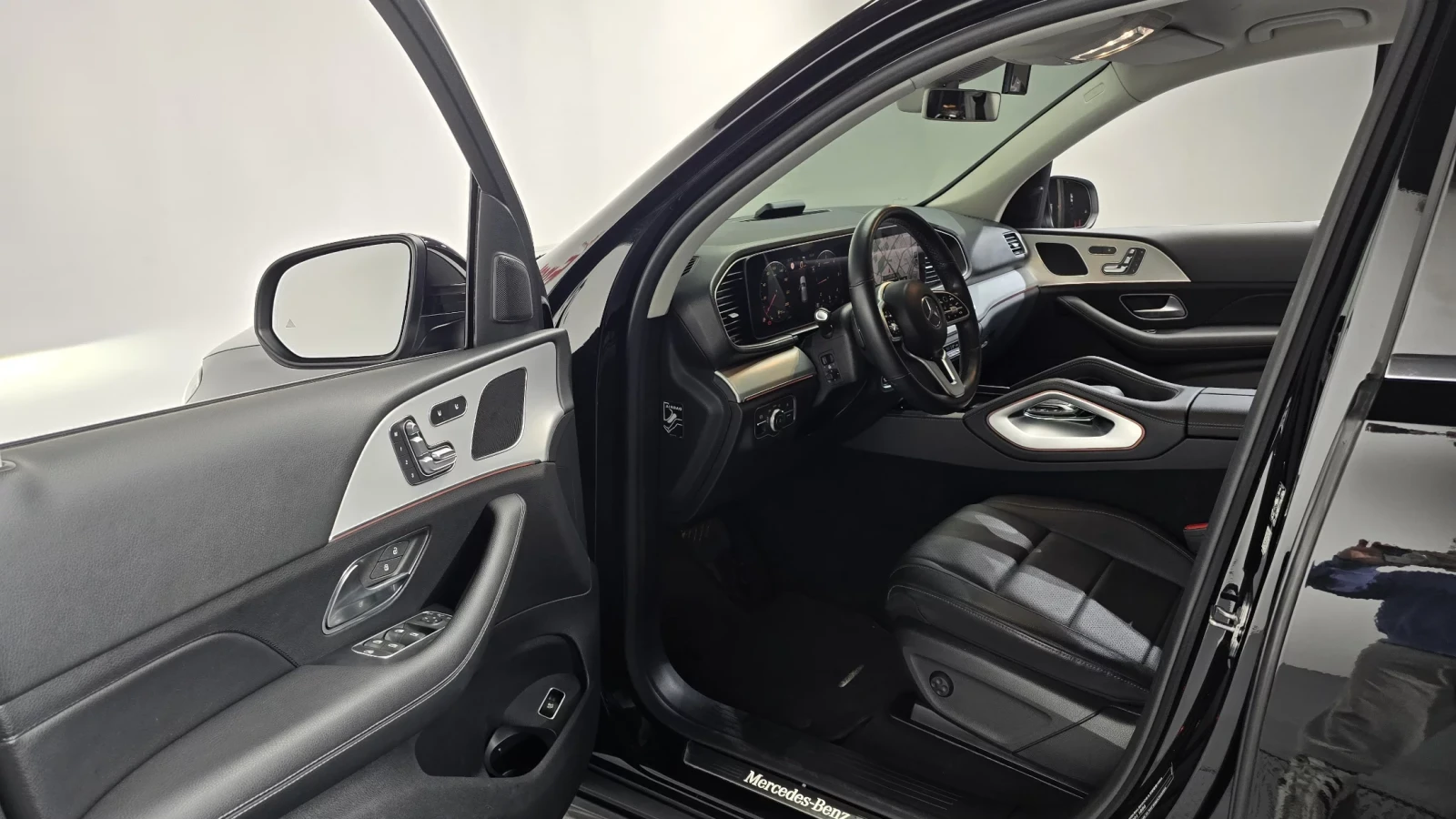 Mercedes-Benz GLE 300 9G TRONIK* AIRMATIC* KEYLESS* AMBIENT* КРАЙНА ЦЕНА, снимка 9 - Автомобили и джипове - 54243783