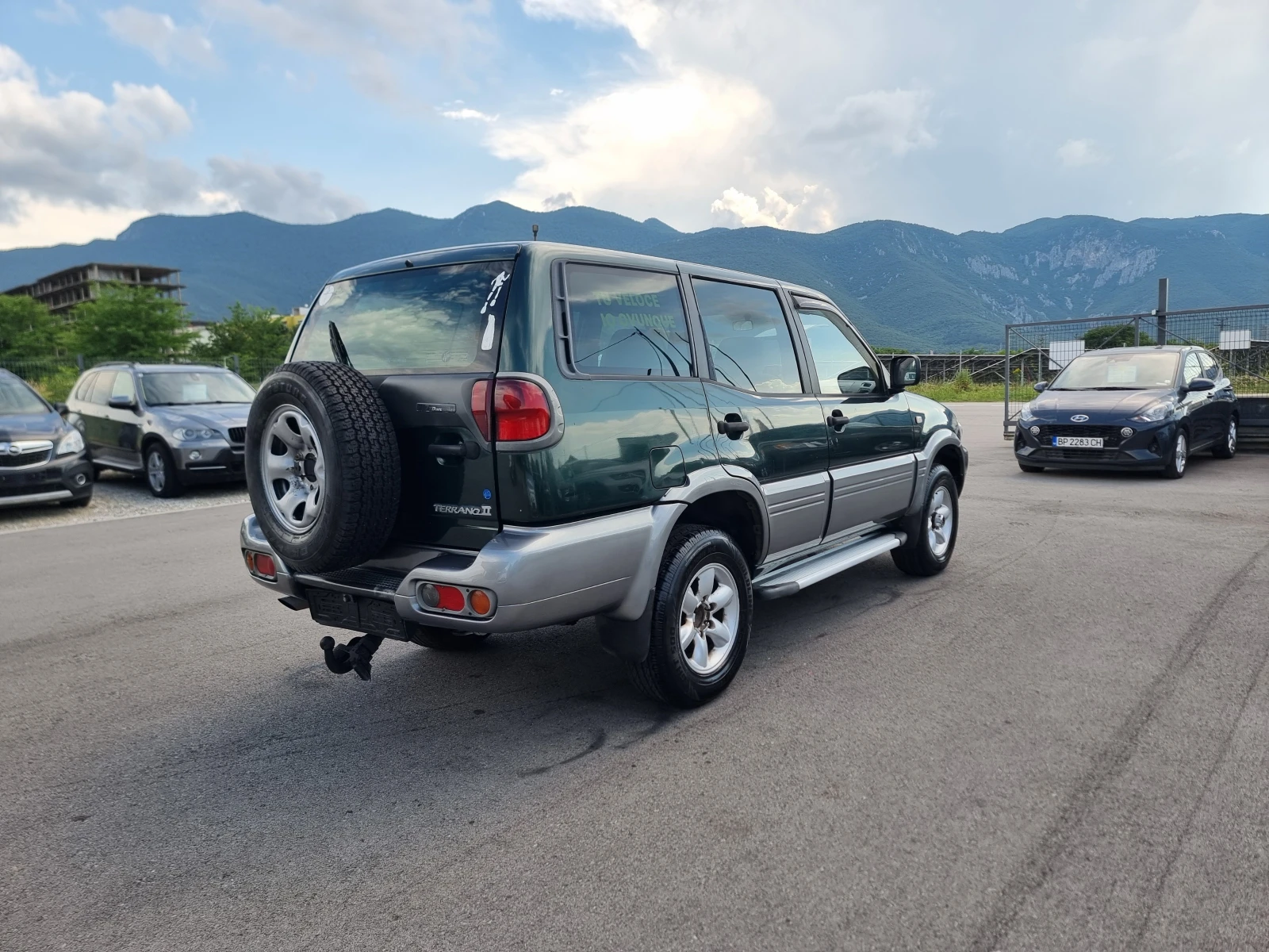 Nissan Terrano 2.7TDI , снимка 7 - Автомобили и джипове - 54878225