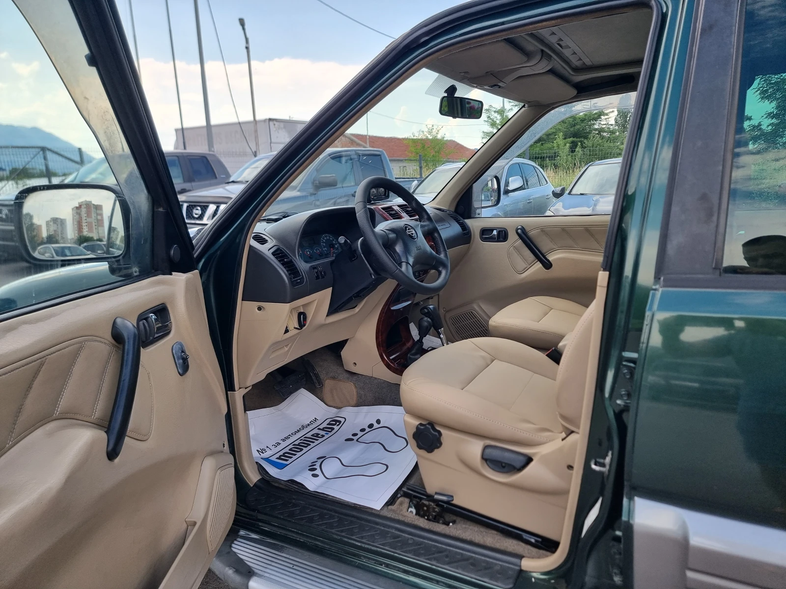 Nissan Terrano 2.7TDI , снимка 10 - Автомобили и джипове - 54878225