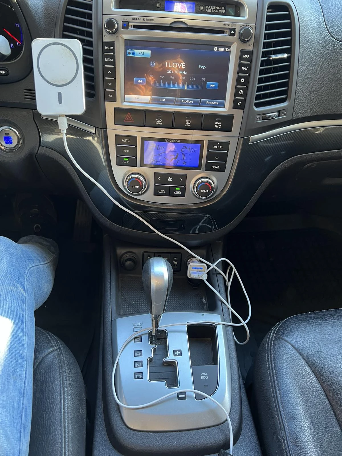 Hyundai Santa fe 2.2 Автомат, снимка 7 - Автомобили и джипове - 55176768