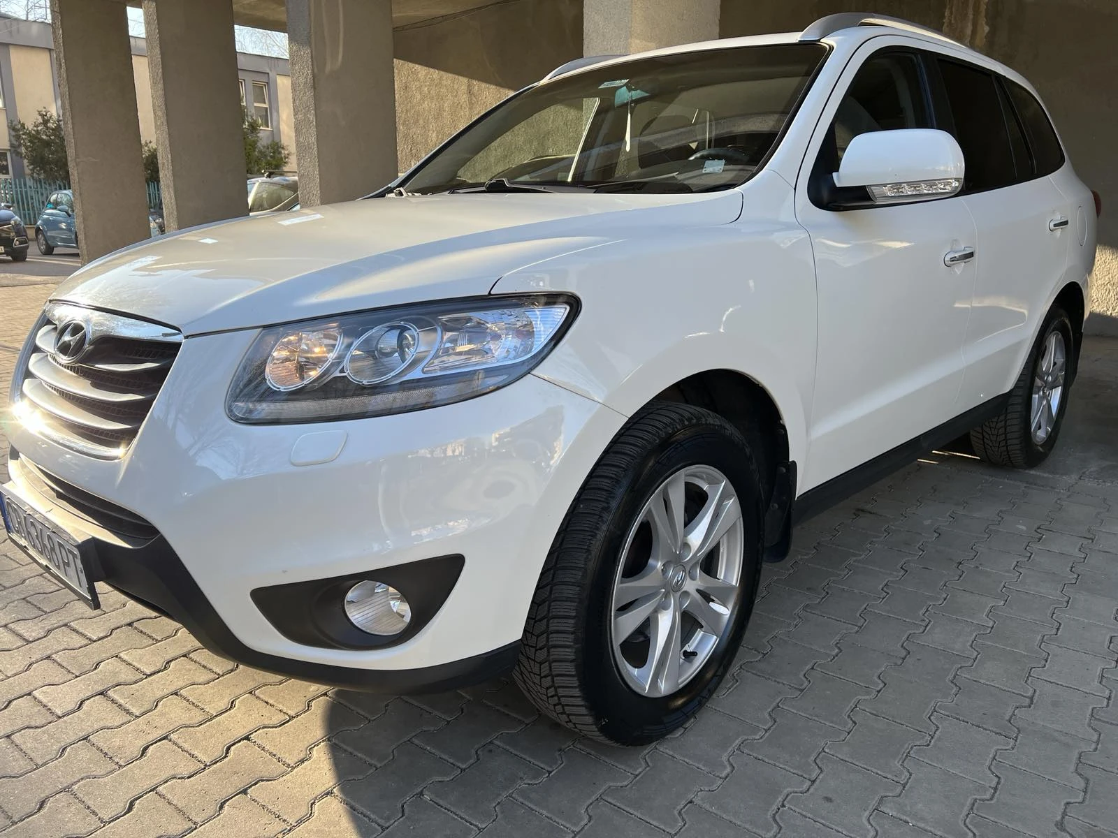 Hyundai Santa fe 2.2 Автомат, снимка 2 - Автомобили и джипове - 55176768