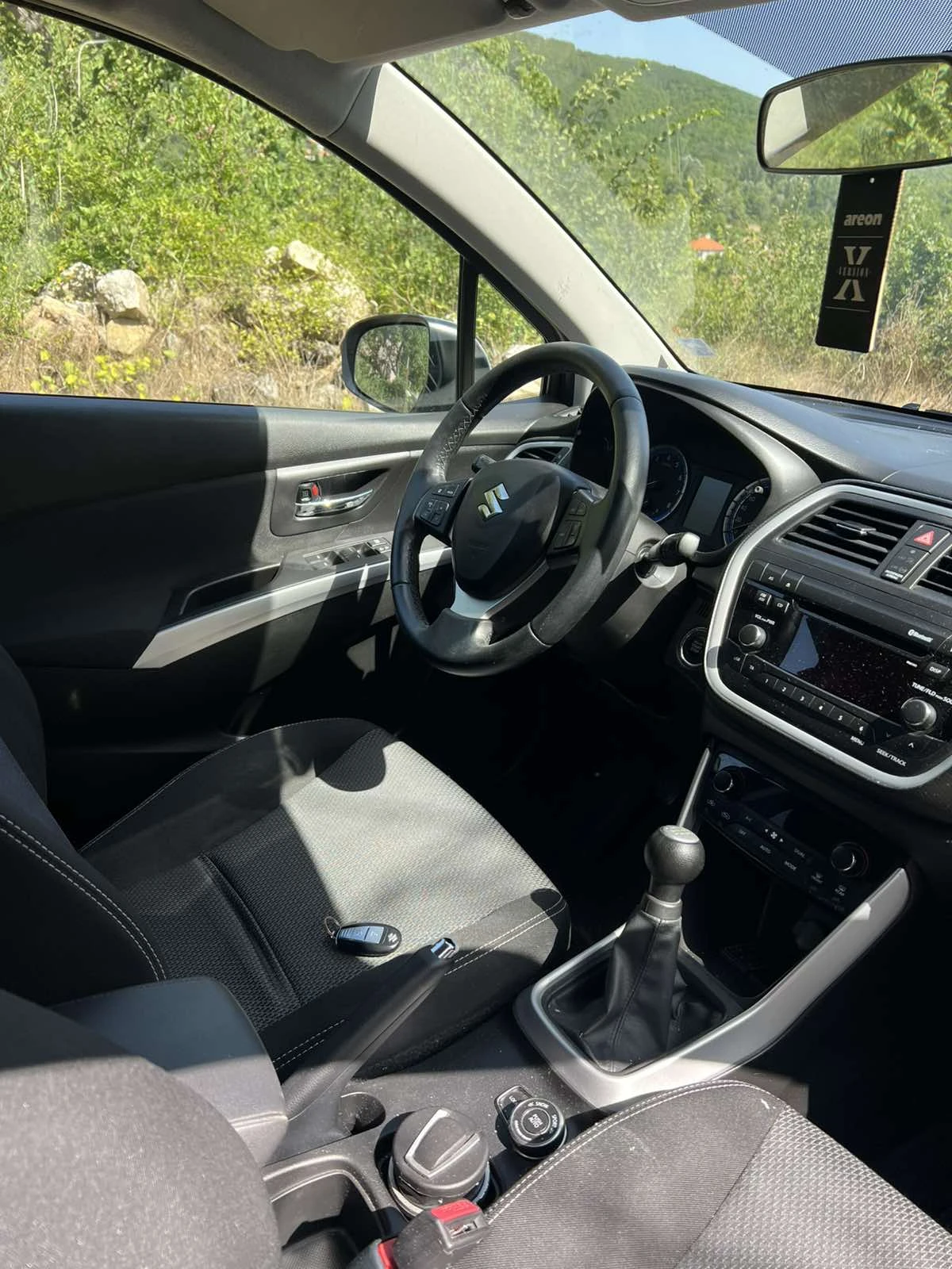 Suzuki SX4 S-Cross, снимка 5 - Автомобили и джипове - 55505478