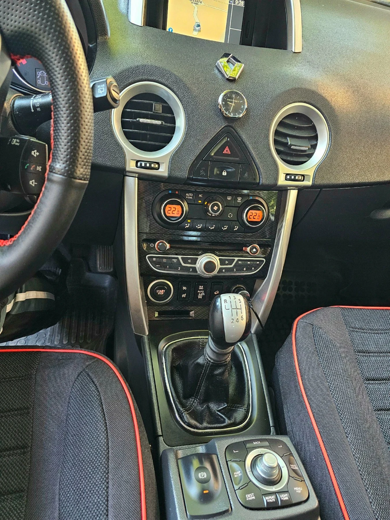 Renault Koleos 2500 ГАЗ 119500 КМ, снимка 8 - Автомобили и джипове - 55680729