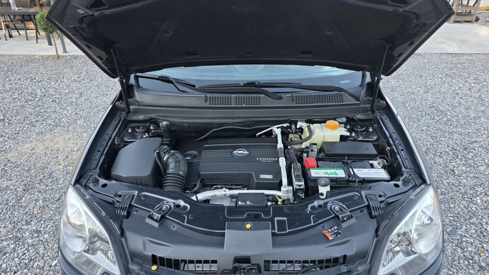 Opel Antara, снимка 16 - Автомобили и джипове - 56111225