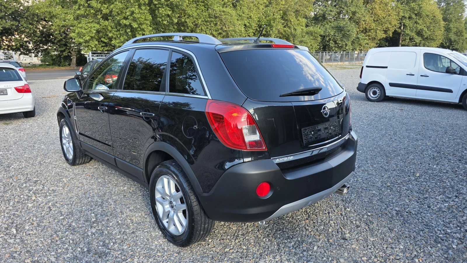 Opel Antara, снимка 7 - Автомобили и джипове - 56111225