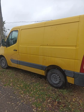 ������ Renault Master