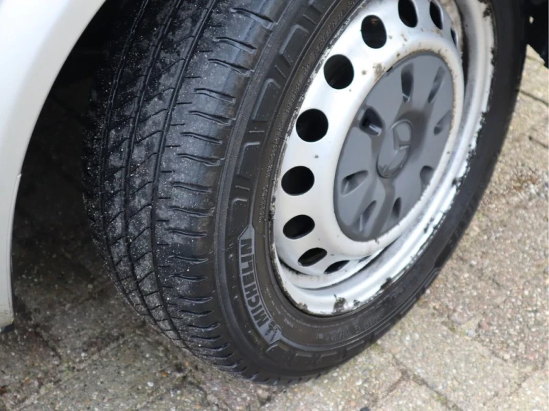 Mercedes-Benz Vito 113 CDI , снимка 6 - Бусове и автобуси - 52059879