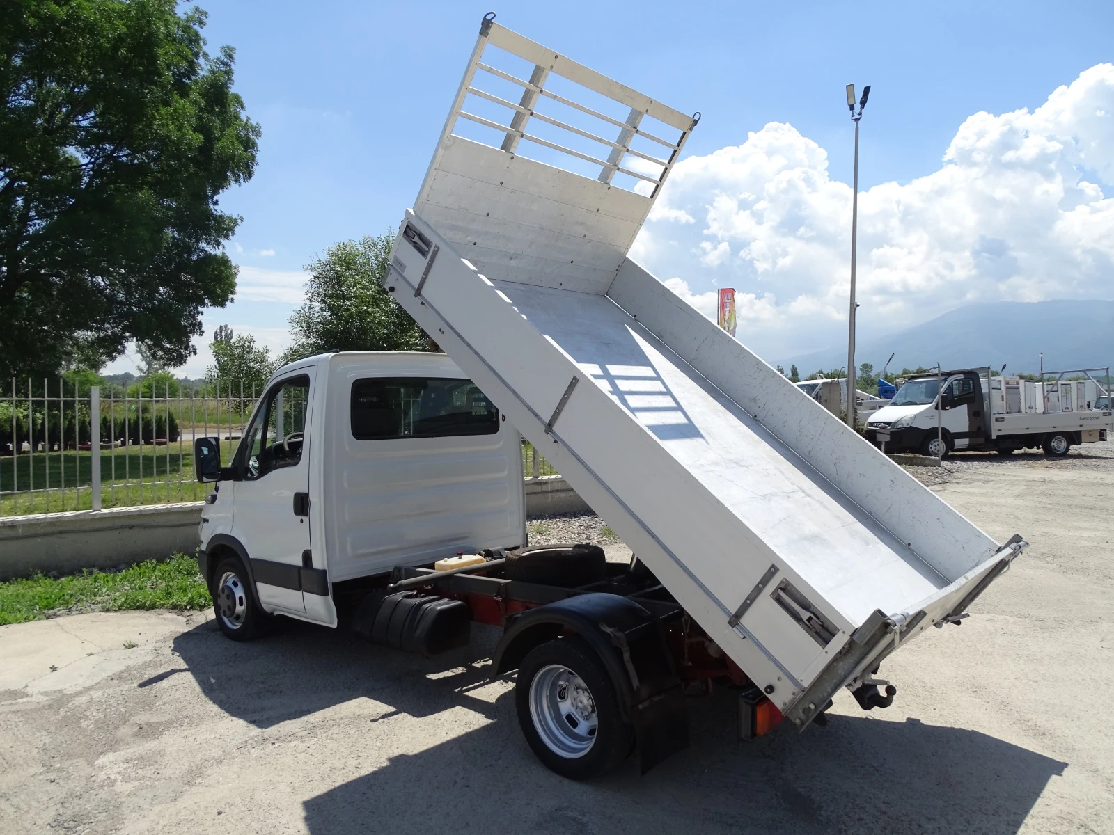 Iveco Daily 35C14 3.0HPI  КАТ. * Б* , снимка 4 - Бусове и автобуси - 54941809