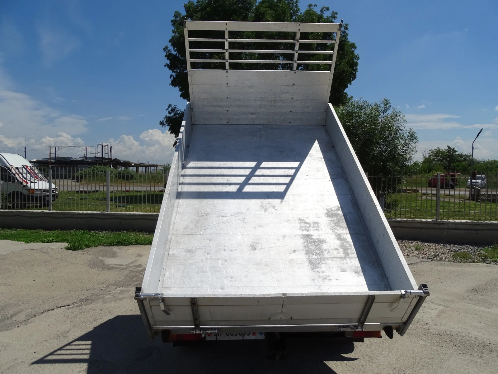 Iveco Daily 35C14 3.0HPI  КАТ. * Б* , снимка 5 - Бусове и автобуси - 54941809